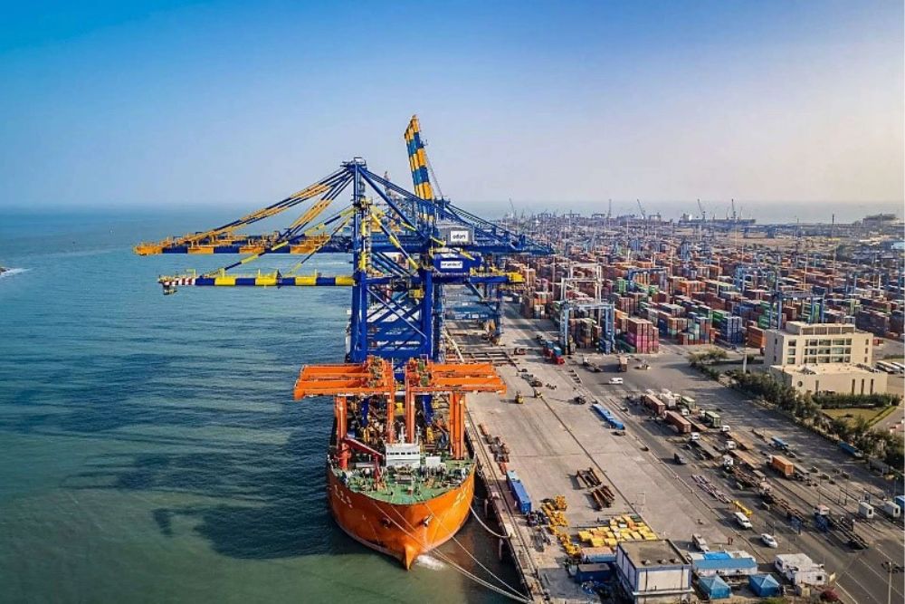 Marine & Harbour Construction